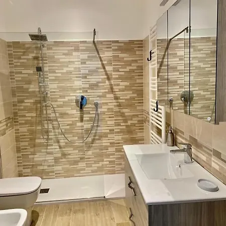 Centralissimo In Piazza Bresca * Sanremo