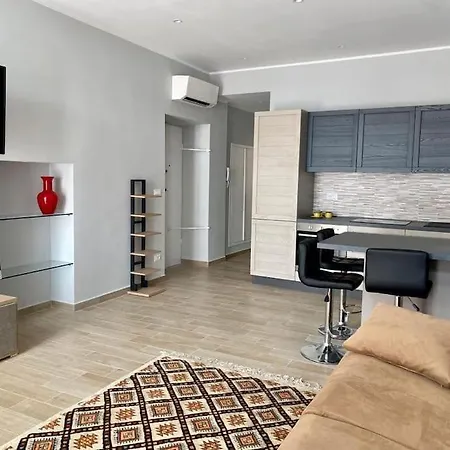 Centralissimo In Piazza Bresca