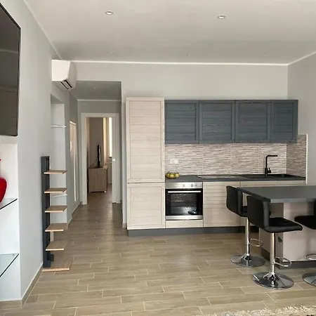 アパート Centralissimo In Piazza Bresca サンレモ